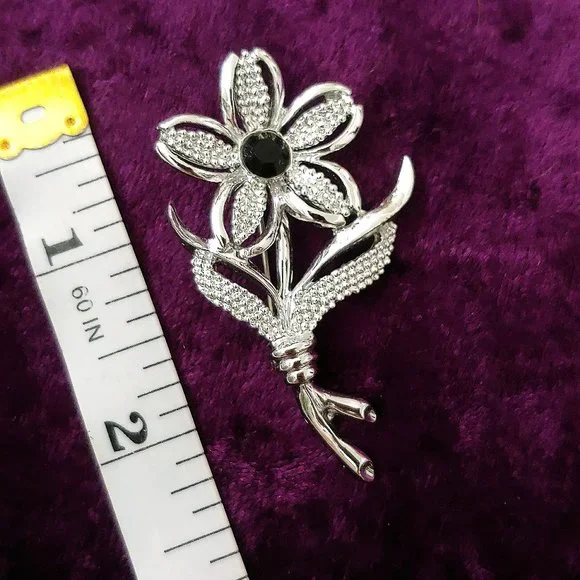 Vintage Silver Tone Daisy Pin Brooch Sara Coventry - Picture 2 of 5
